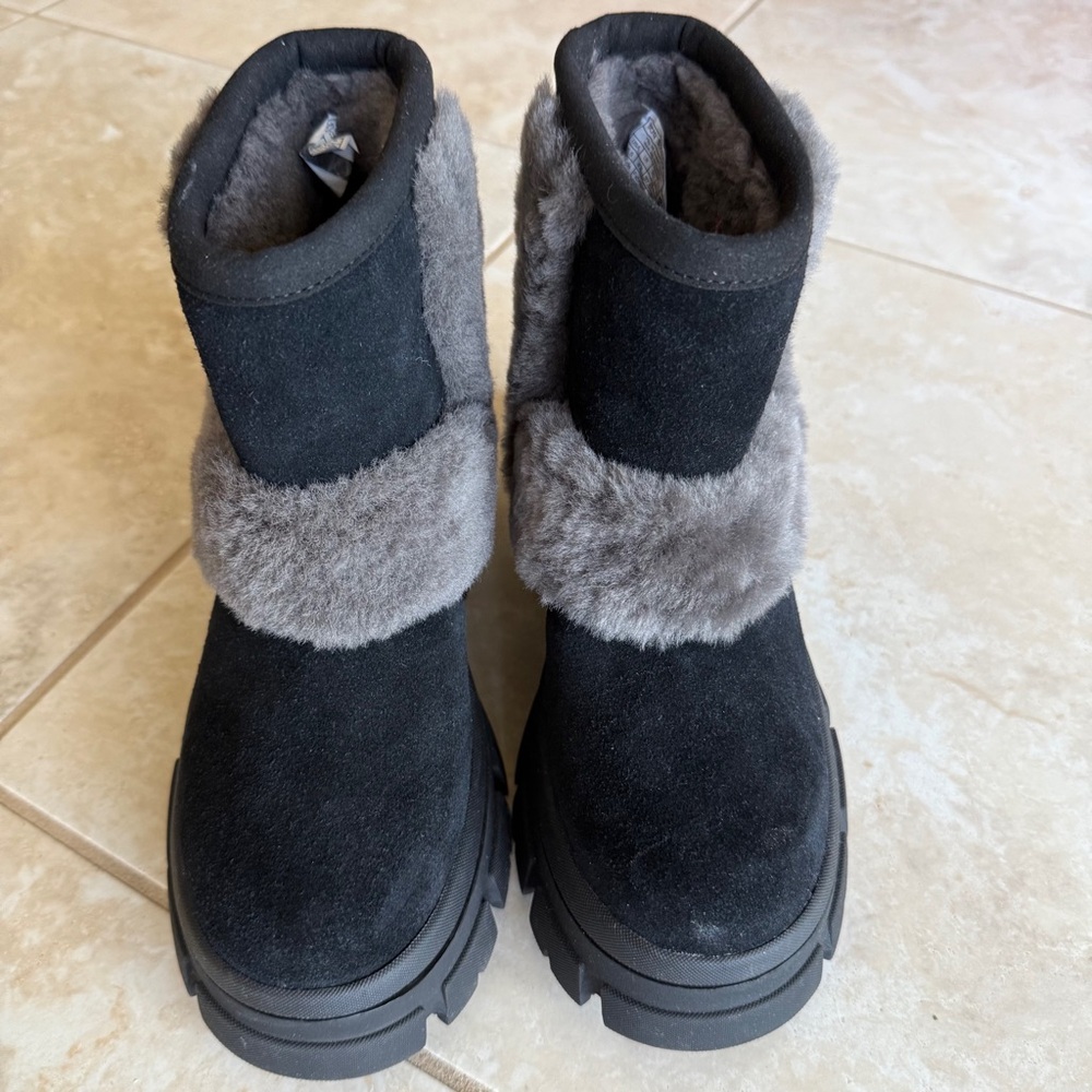 UGG Women's Brooklyn Sunburst Boot